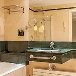 Hotel Recoletos 4*