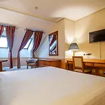 Hotell Recoletos 4*
