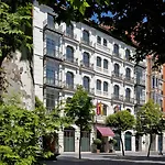 Recoletos Hotell