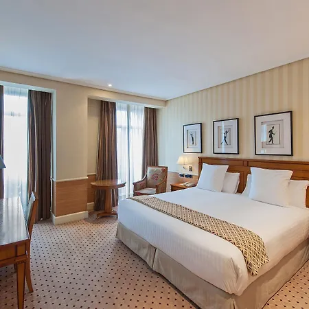 Hotel Recoletos 4*