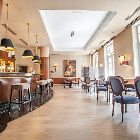 Recoletos Hotel 4*