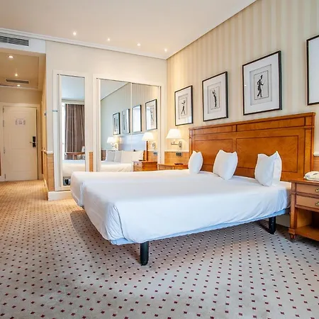 ホテル Recoletos バリャドリド