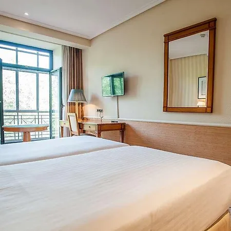 Hotel Recoletos 4*