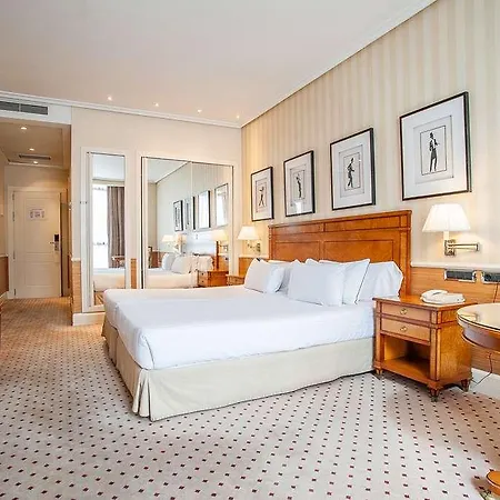 Recoletos ホテル 4*