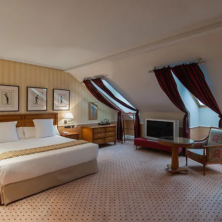 Recoletos 酒店 巴利亚多利德