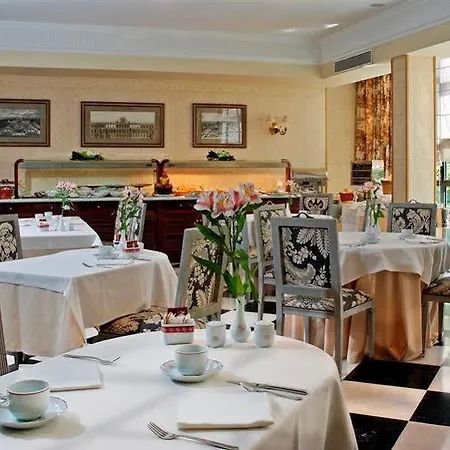 Recoletos ホテル 4*