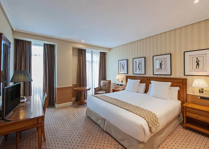 Recoletos ホテル 4*