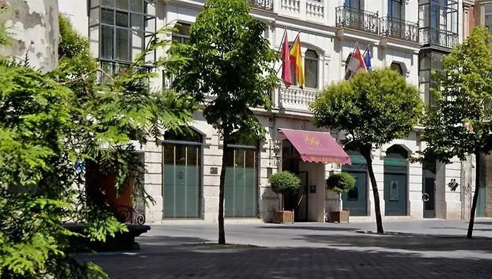 ホテル Recoletos バリャドリド