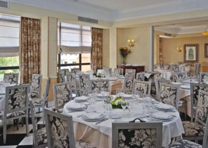 Recoletos ホテル 4*