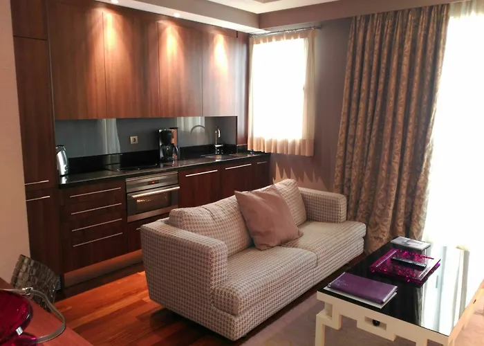 ホテル Recoletos バリャドリド